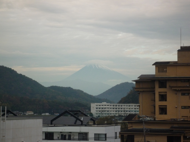 富士山 傘.JPG